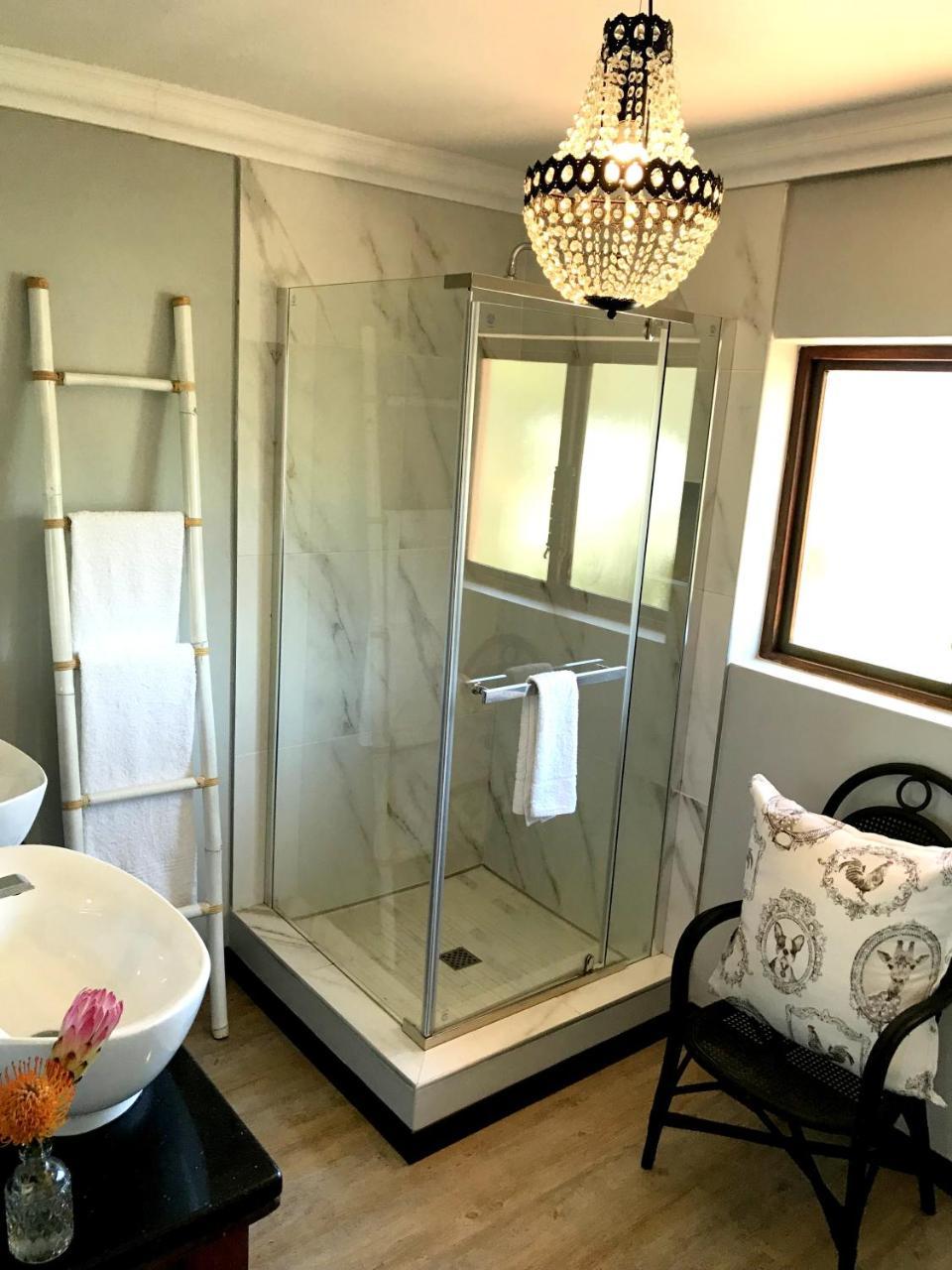 A Kings View Guest house 4*