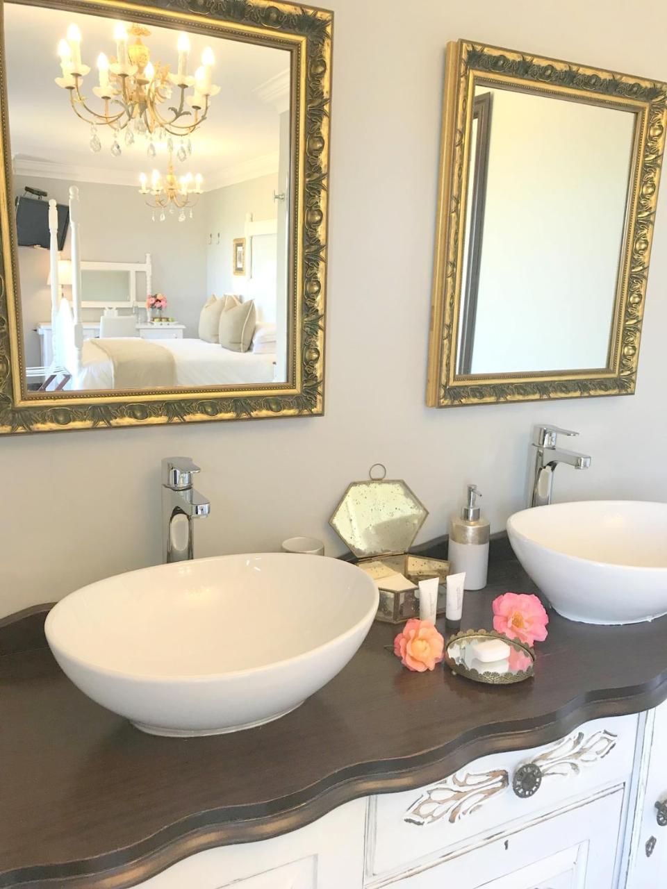 A Kings View Guest house 4*